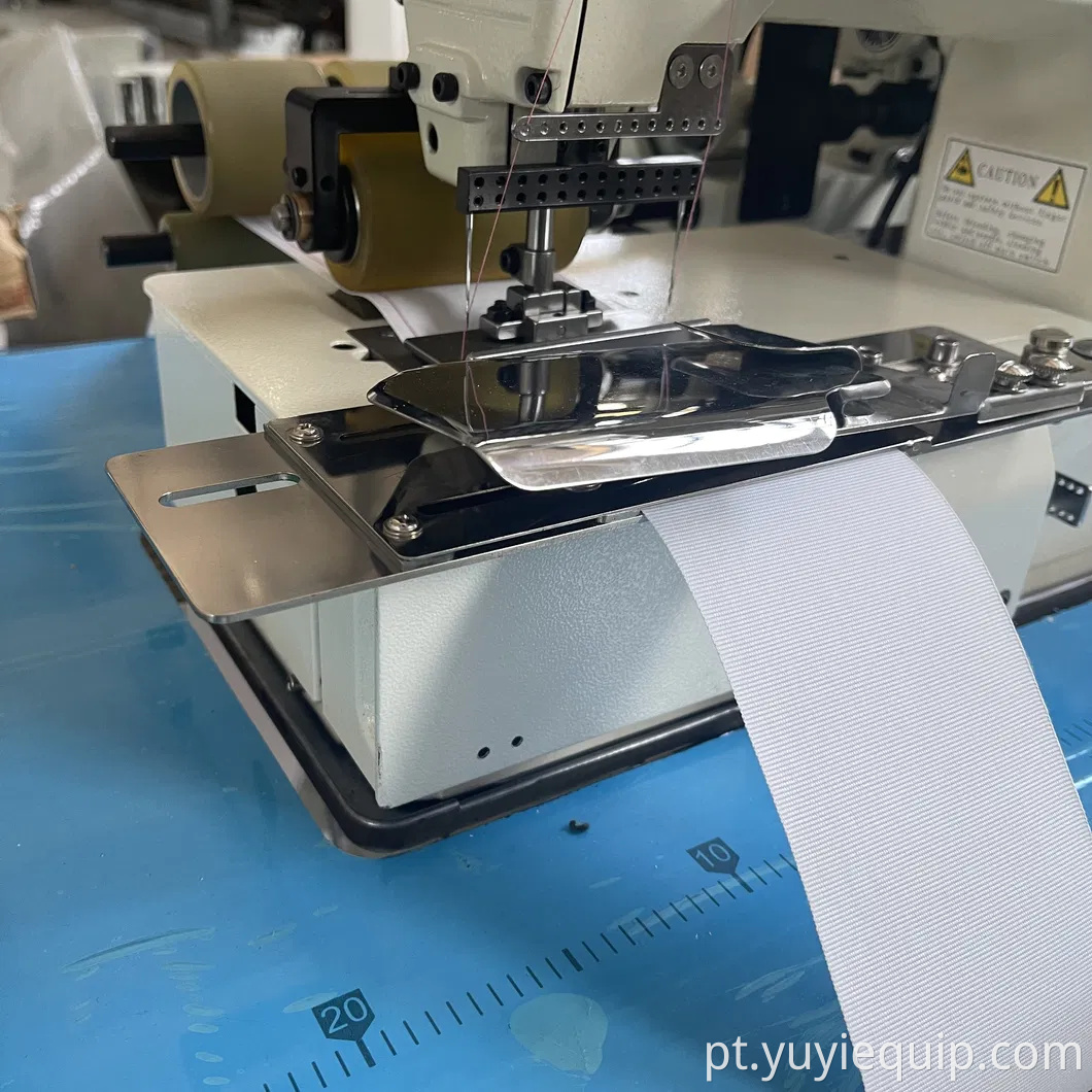 Máquina de costura inteligente multifuncional com múltiplas agulhas para vários artesanatos de cortina semiautomática 220V Yuyi YIO-675